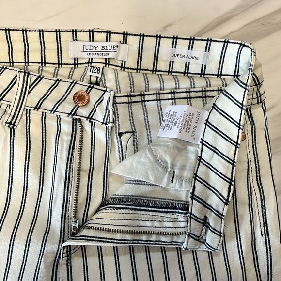 Judy Blue | Ultra High Rise Super Flare Raw Hem White Blue Stripe pants 7/28 - Picture 8 of 10